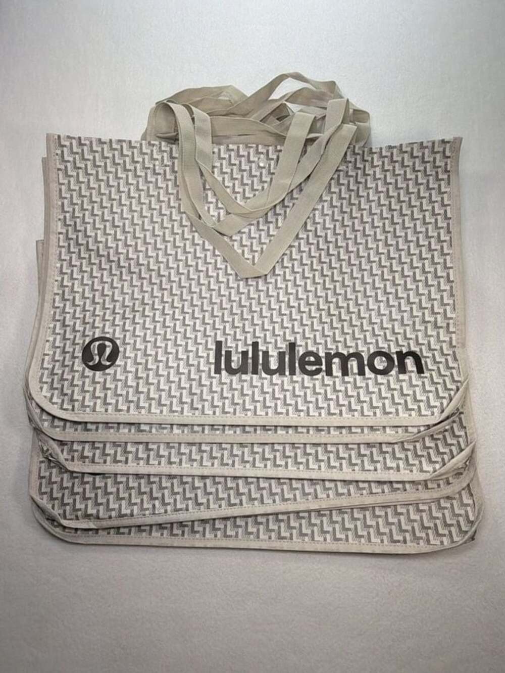 Lululemon Lot of 5 JUMBO Reusable Shopping Tote Bag Geo Pattern
